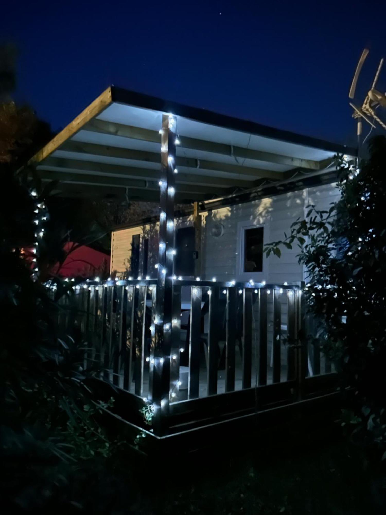 Mobil-Home Au Pied Du Luberon 라 로크 당 테롱 외부 사진